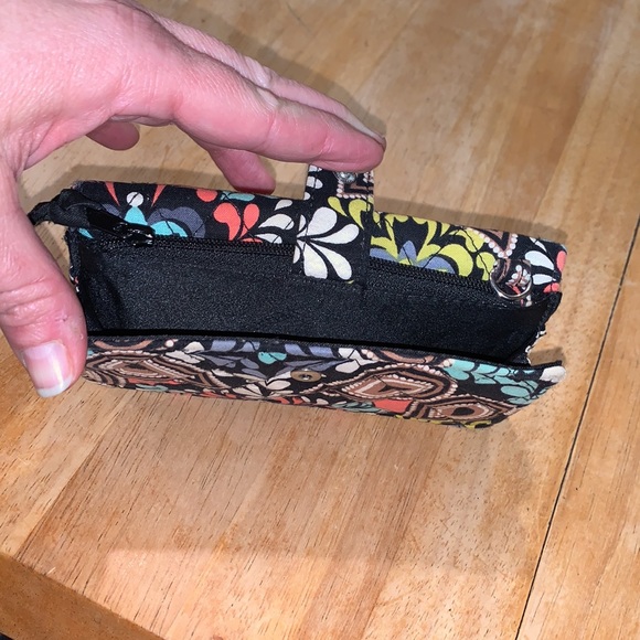 Vera Bradley wallet - Picture 4 of 5